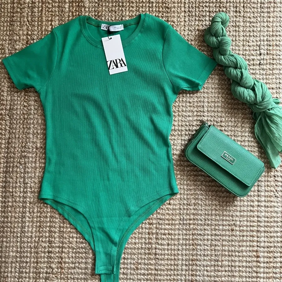 پک بادی، شال، کیف زارا