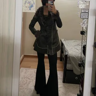 پالتو چرم جیر خزدار