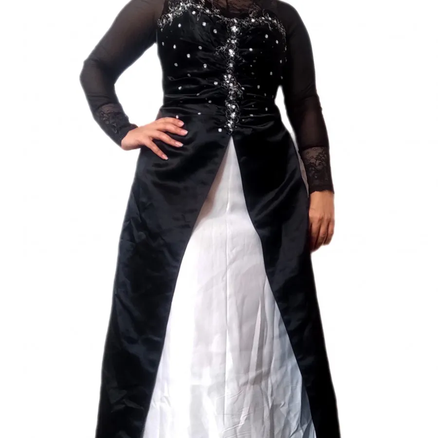 لباس دکلته آمریکایی