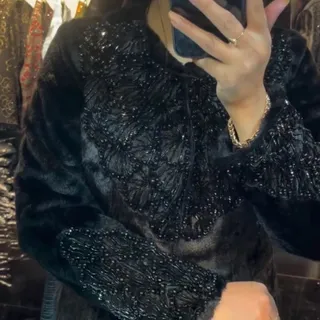 پالتو مخمل سنگدوزی شده