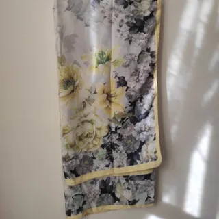 روسری قواره بزرگ