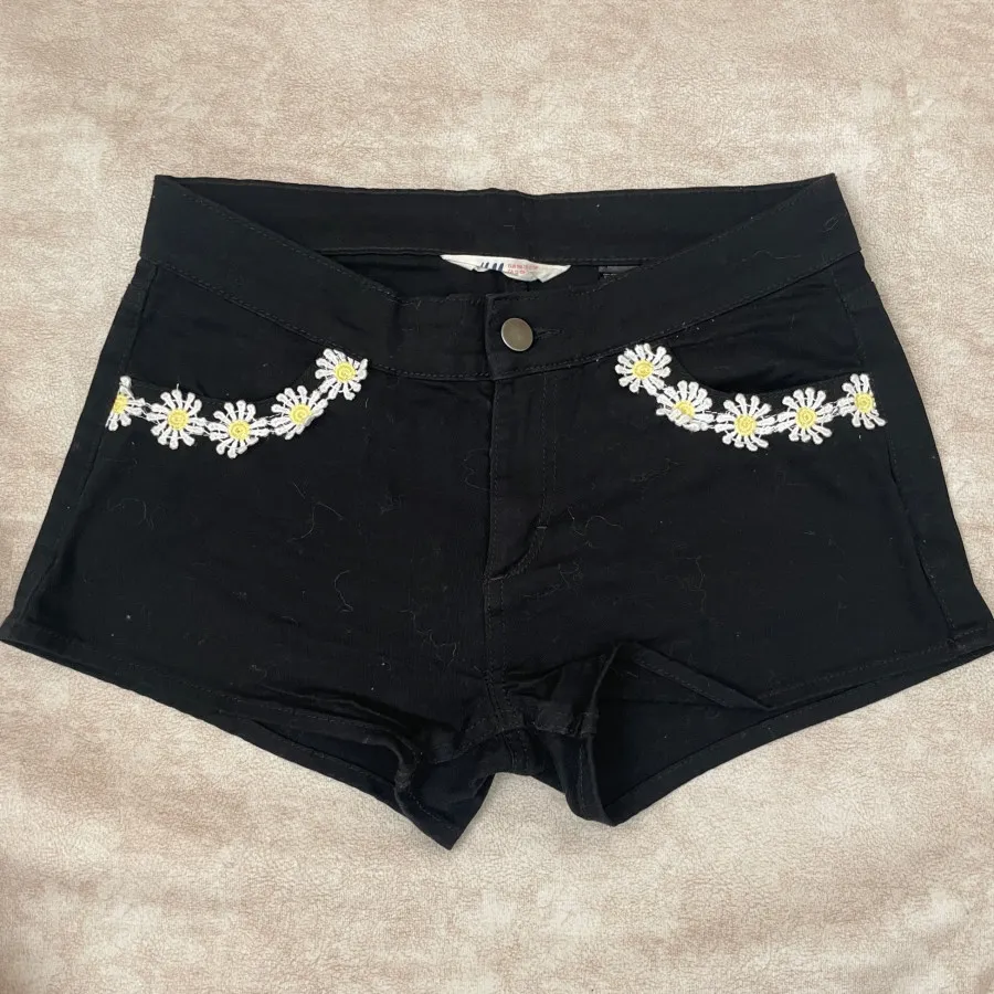 شورتک دخترانه