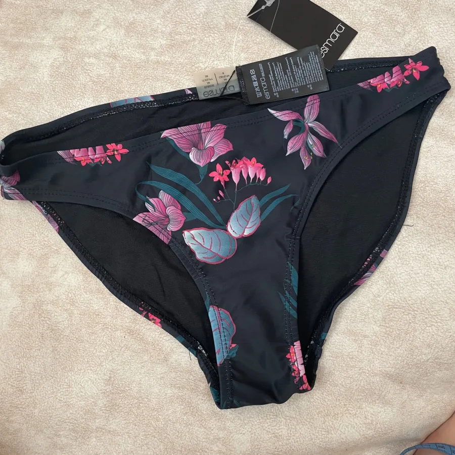 شورت بیکینی