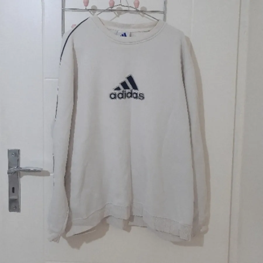 هودی سفید ادیداس