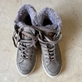 کفش bench خاکستری