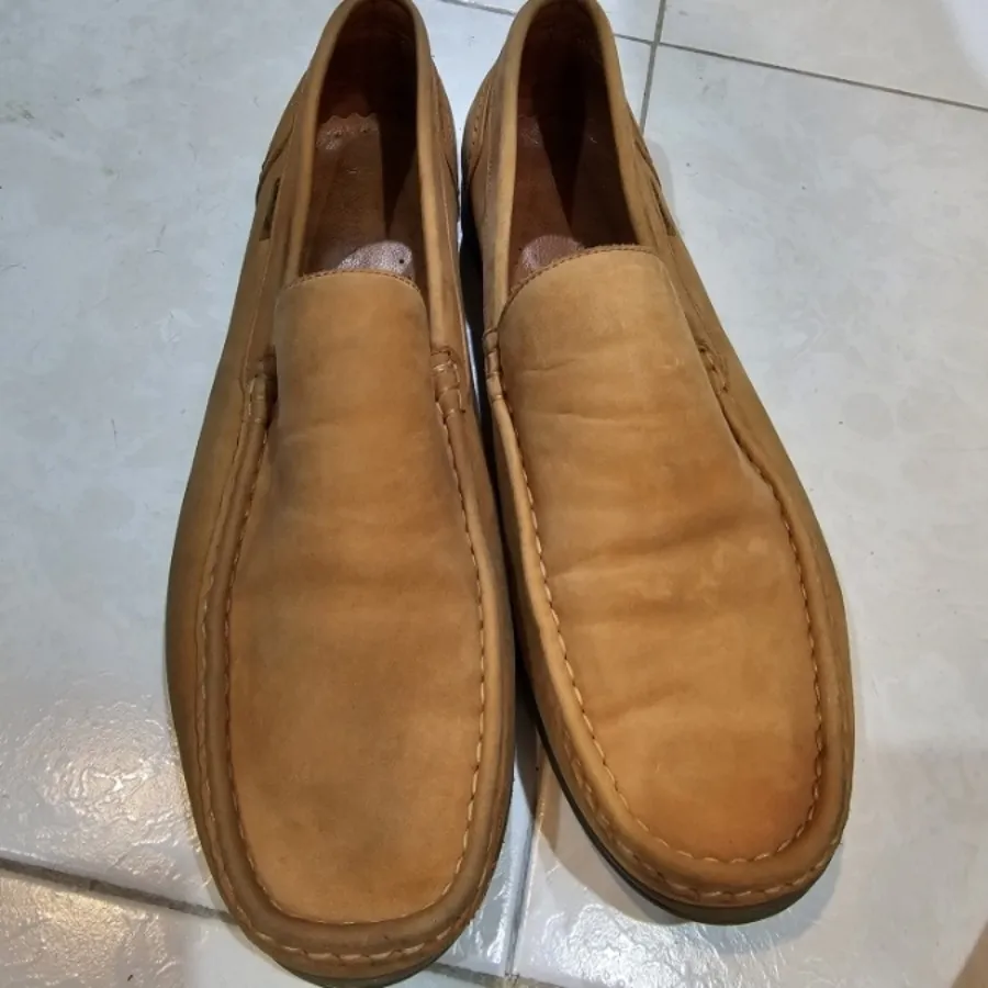 کالج چرمیران مردانه