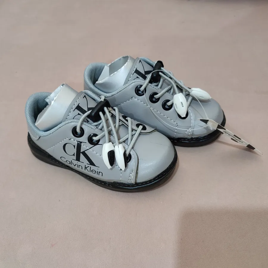 کفش بچگانه CK