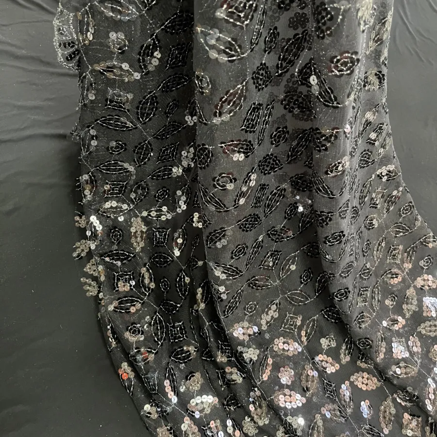 پارچه پولک دوزی