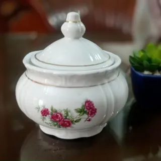 قندان بزرگ زرین