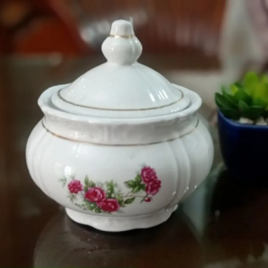 قندان بزرگ زرین