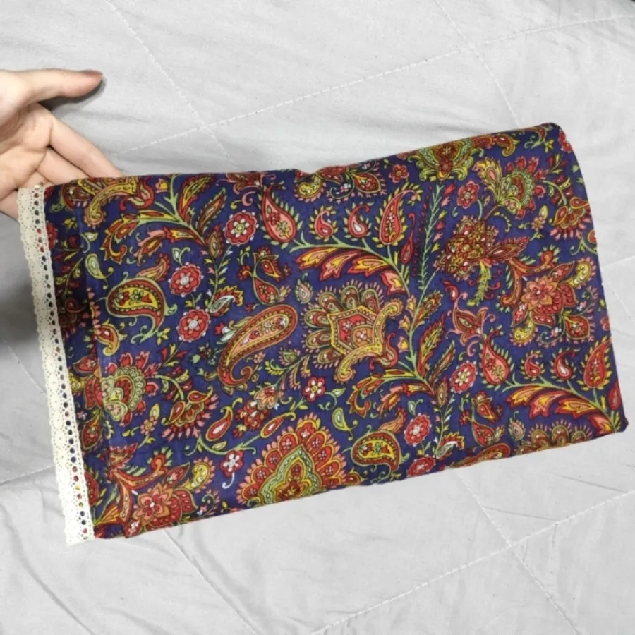 روسری سنتی قواره دار