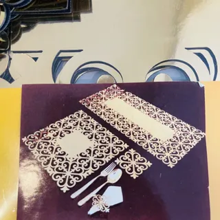 ست رانر و زیر بشقابی