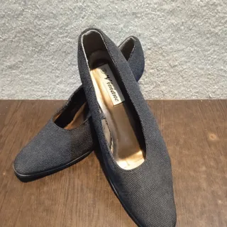 کفش پاشنه بلند