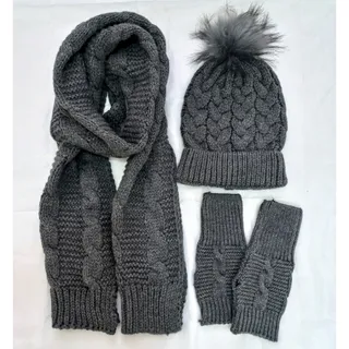 شال و کلاه و دستکش