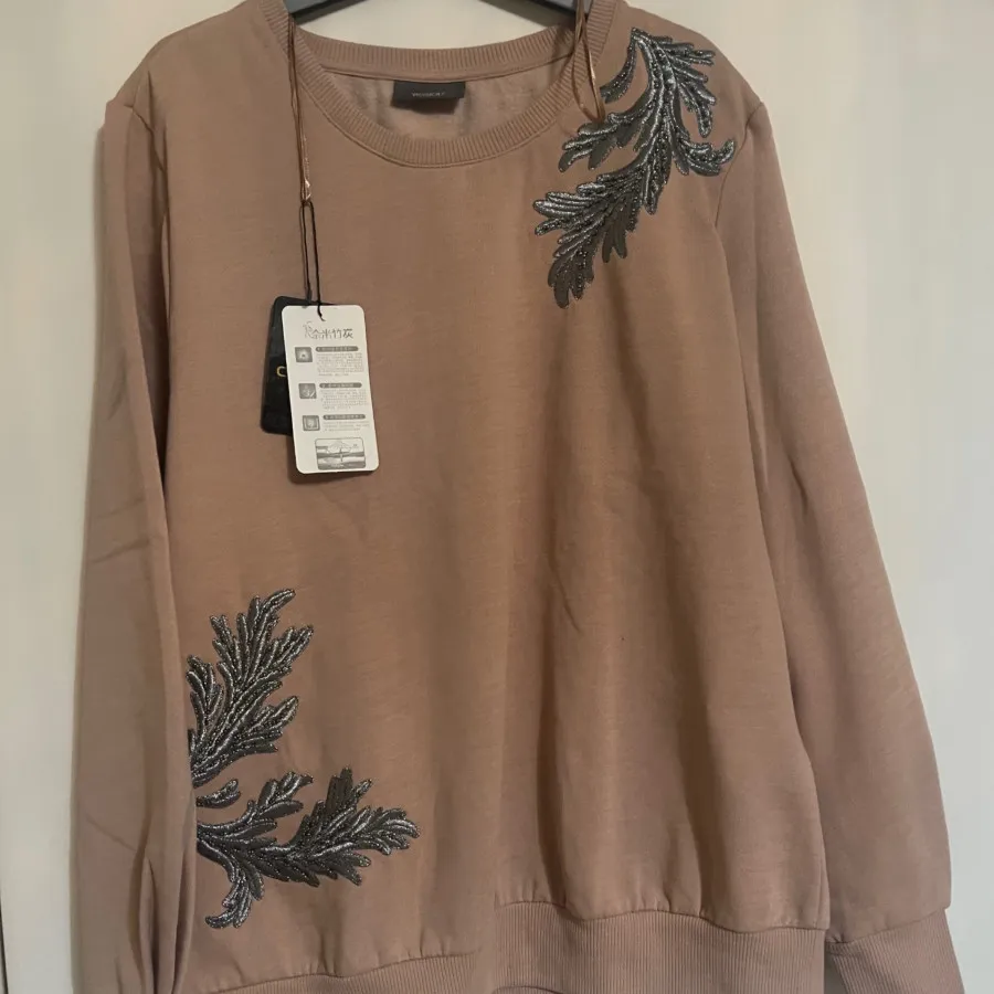 هودی برند c&a