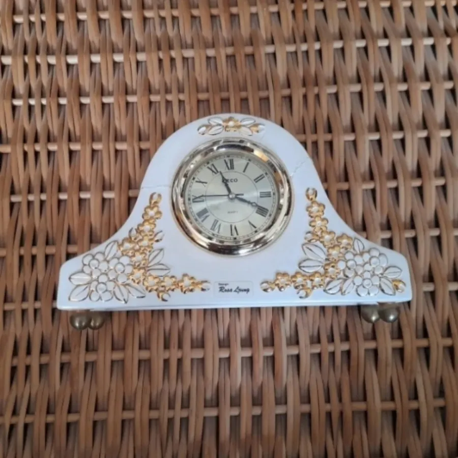 ساعت رو میزی