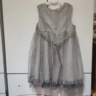 پیراهن دخترانه