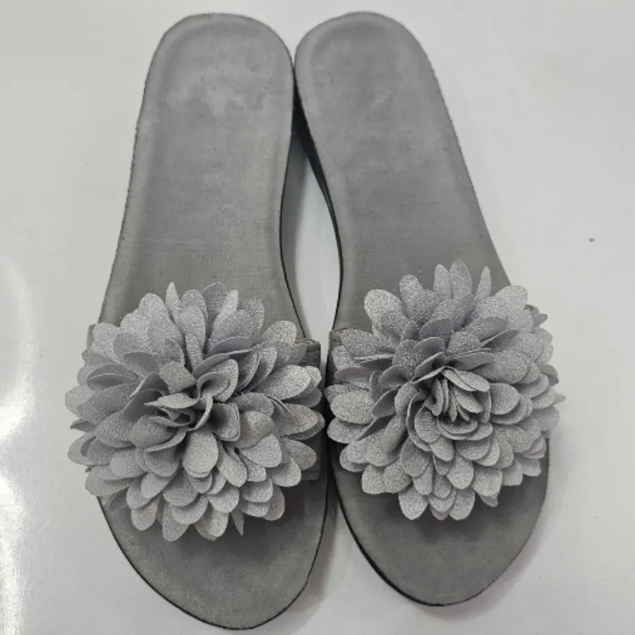 دمپایی روفرشی