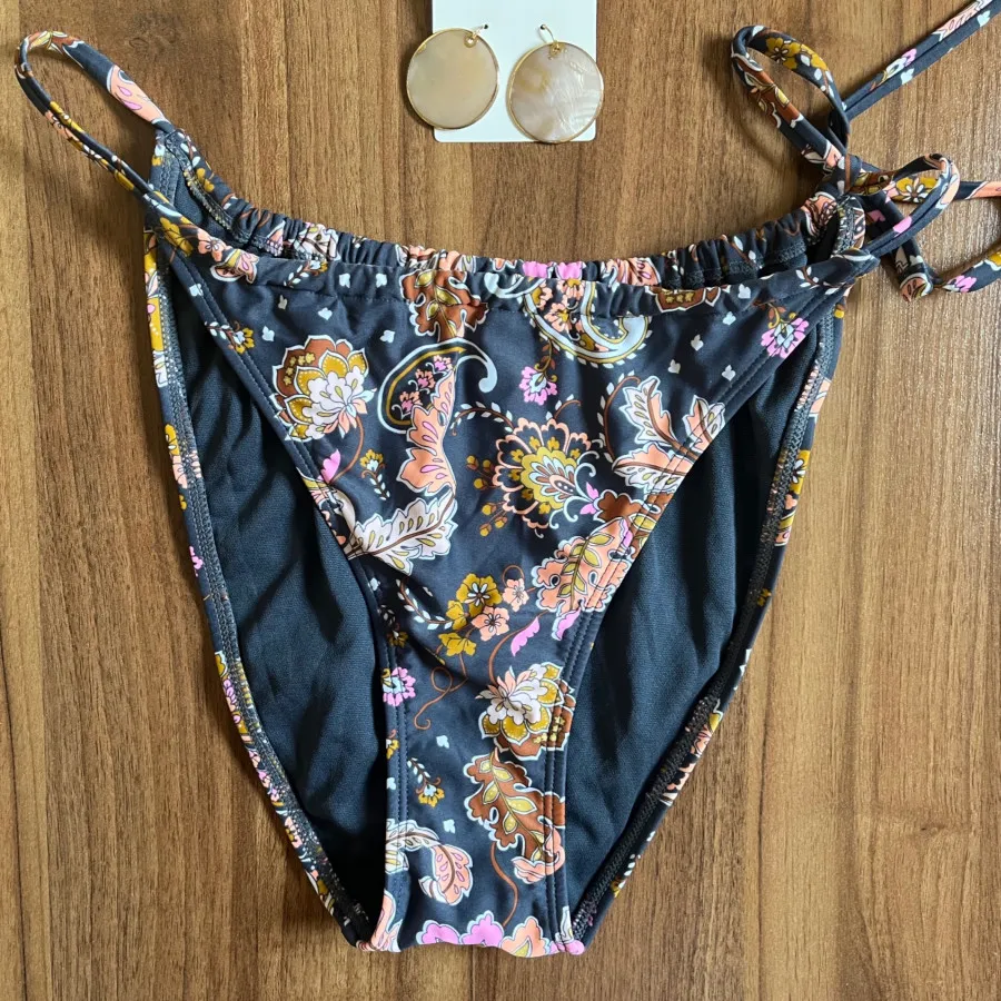 مایو بیکینی