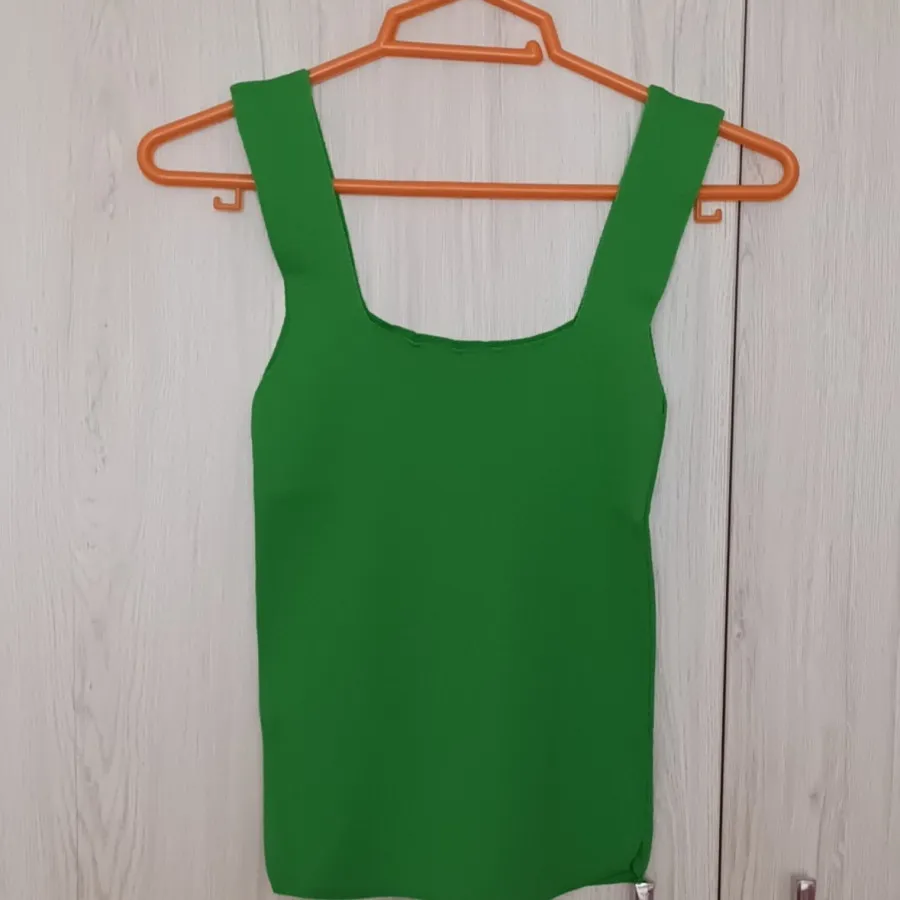 تاپ بافت سبز