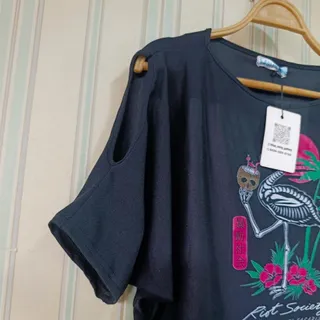 تی شرت. خترانه