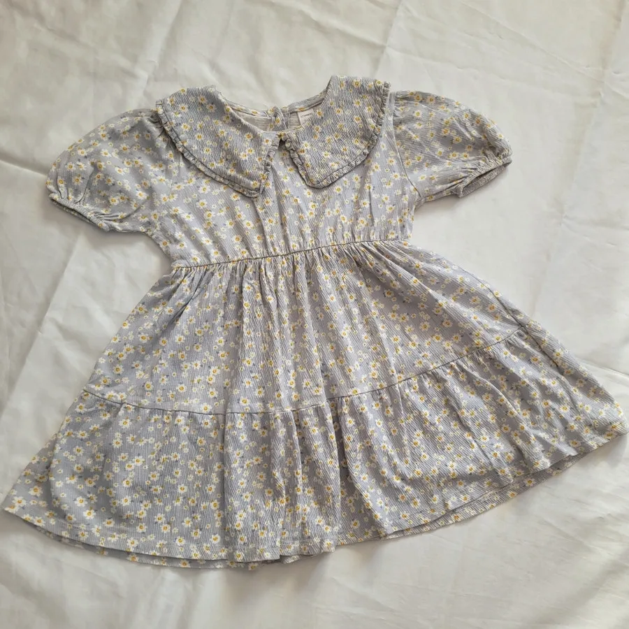 پیراهن دخترانه