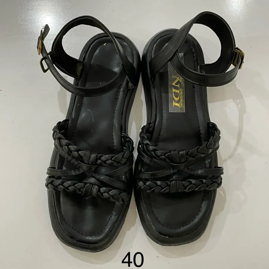 صندل شیک سایز 40