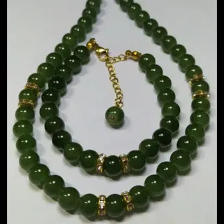 گرد نبند و دستبند یشم