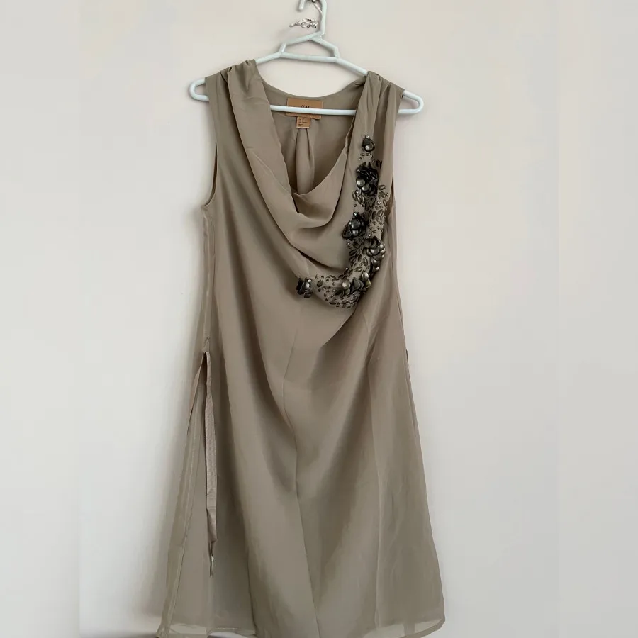 پیراهن اچ اند ام