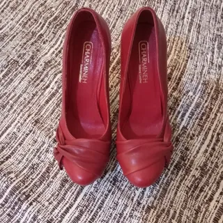 کفش پاشنه بلند