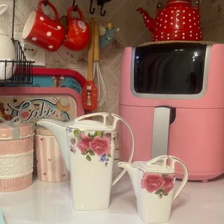 قوری و شکر ریز