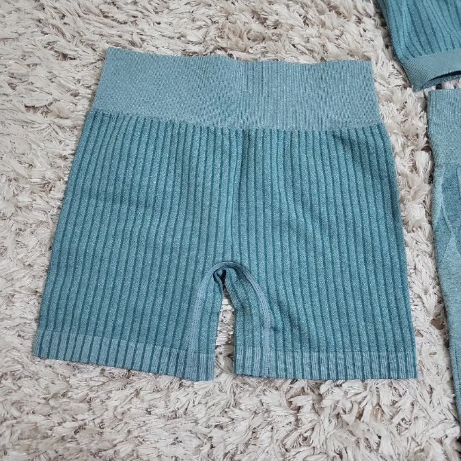 ست سه تیکه ورزشی