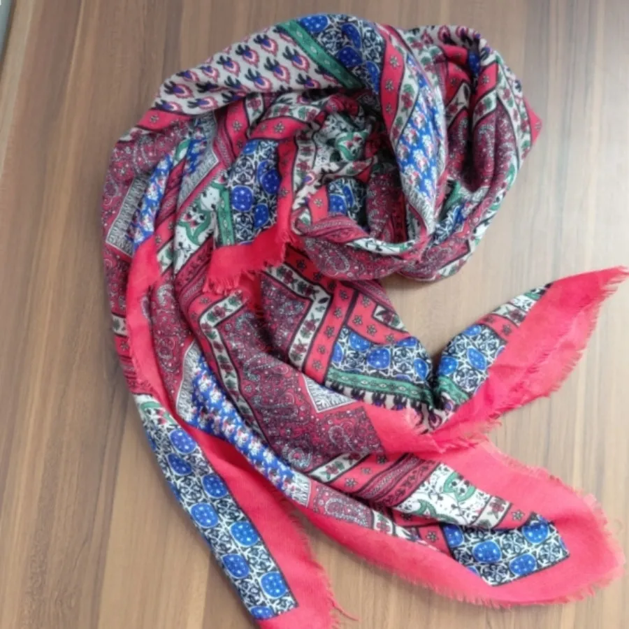 روسری قواره دار