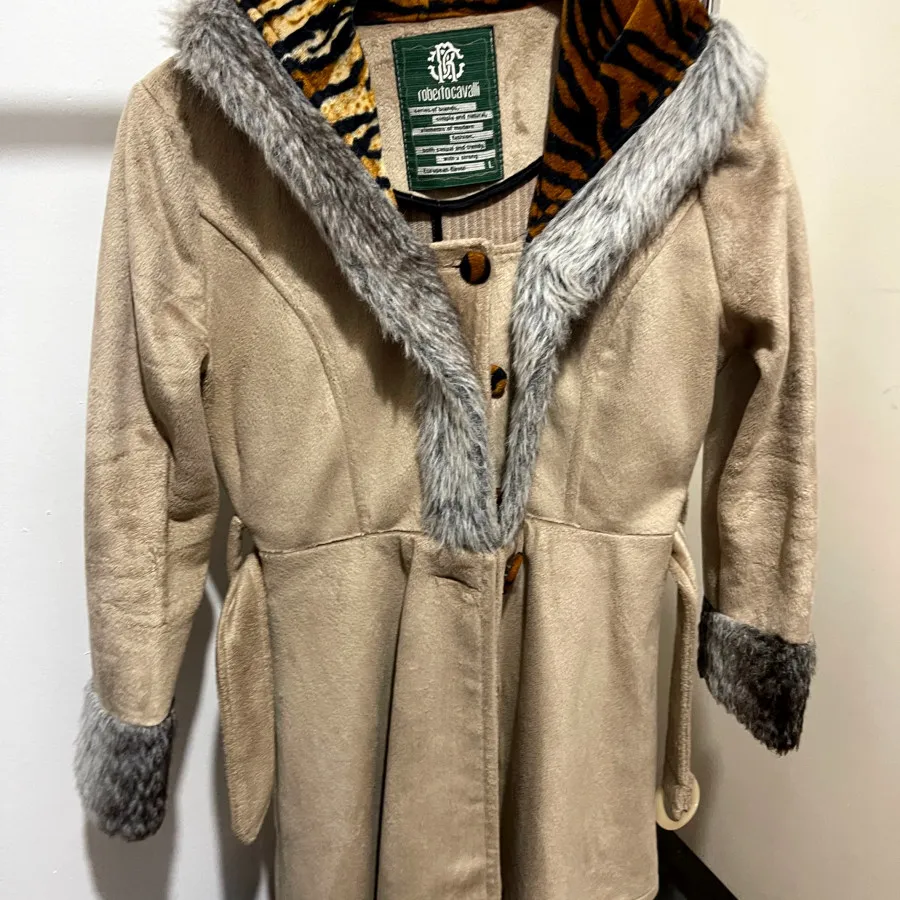 پالتو کلاهدار