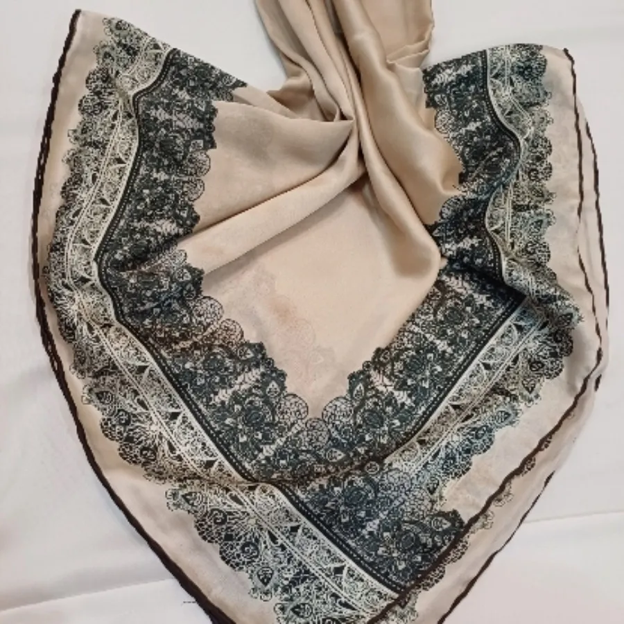 روسری مجلسی