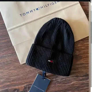 کلاه بافت تامی هلفیگر اصل