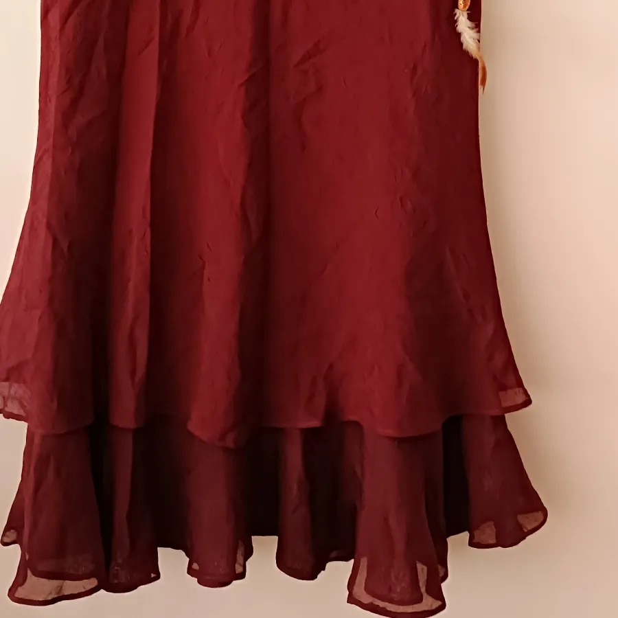 بلوز و دامن