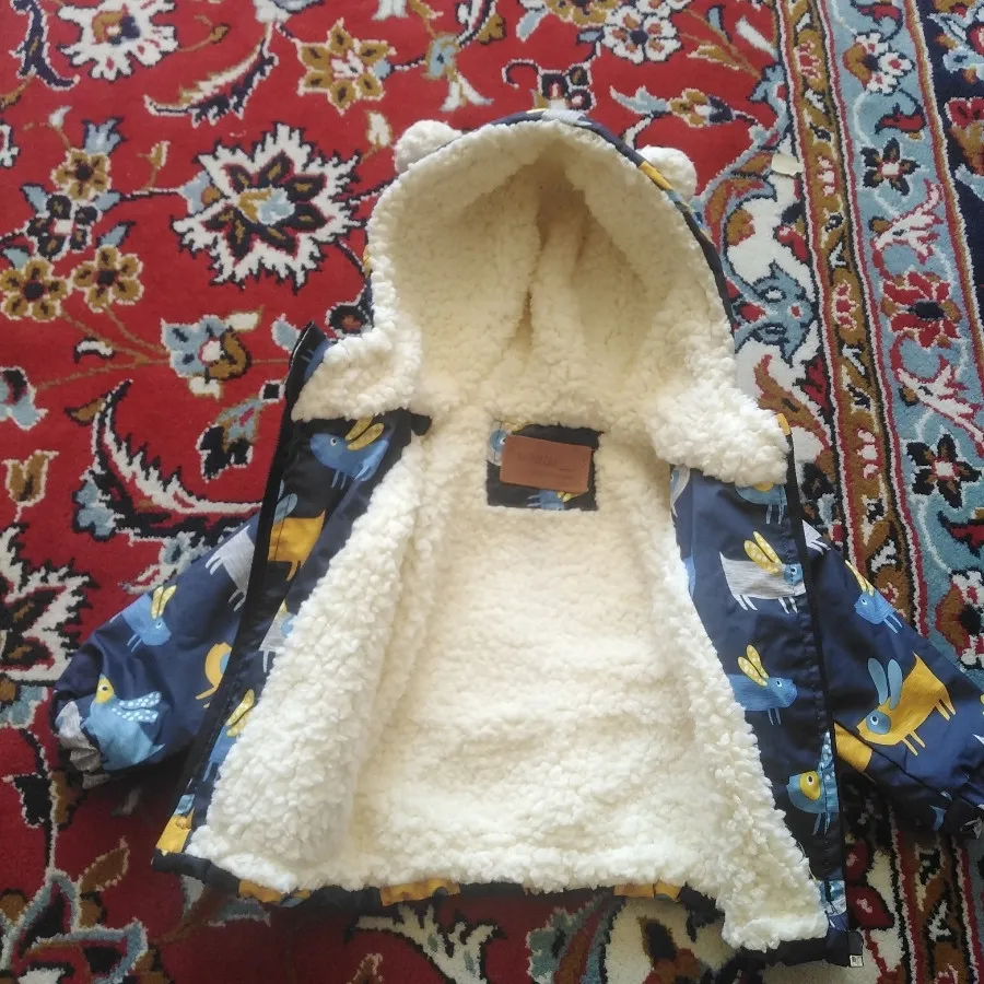 کاپشن و کلاه بچه گانه