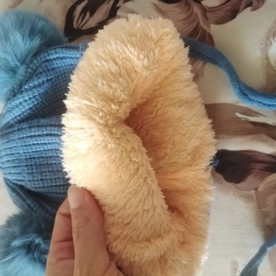 کاپشن و کلاه بچه گانه