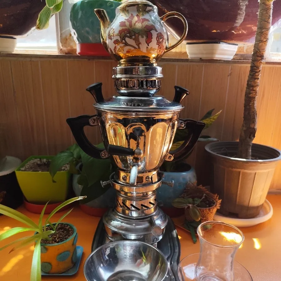 سماورنیم لیتری نفتی آنتیک