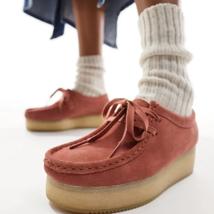 کفش کلارکس صورتی