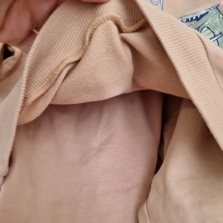 بلوز و شلوار بچگانه