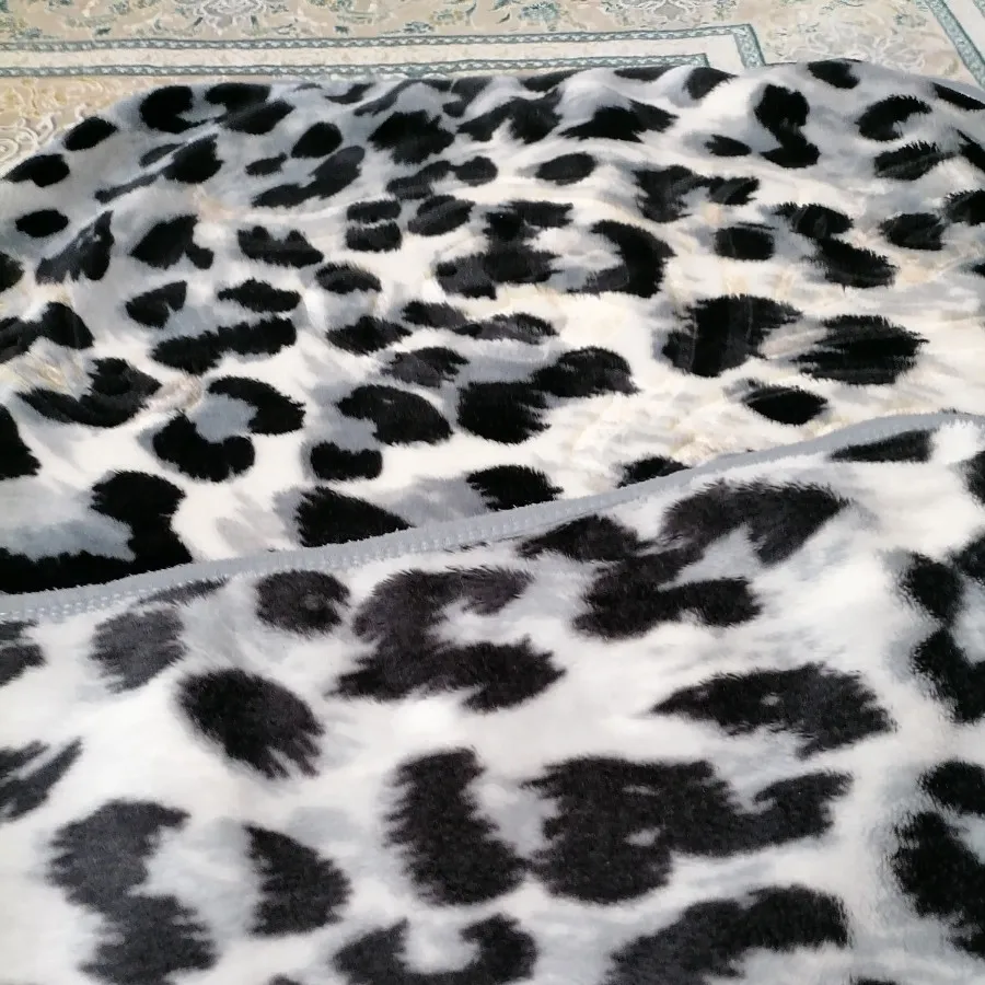 پتو پلنگی گلبافت