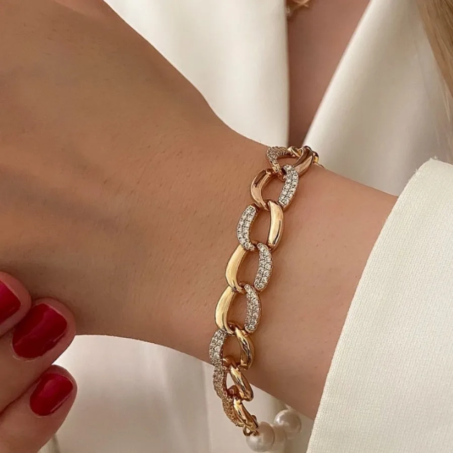 دستبند مروارید و کارتیر