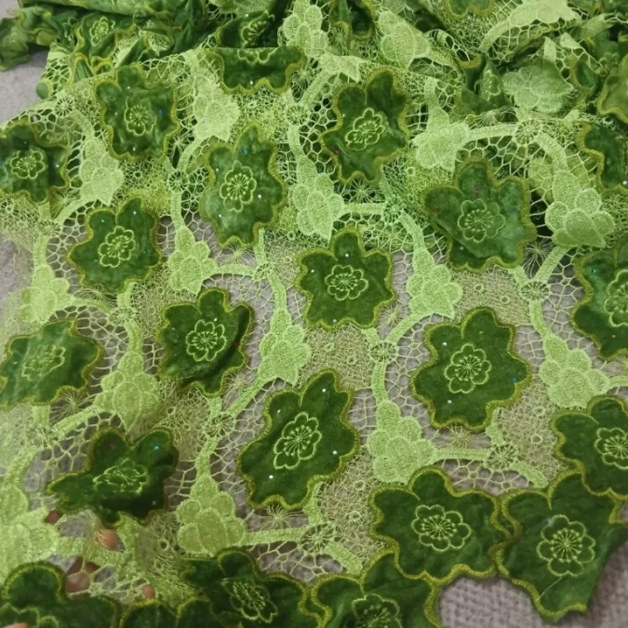 پارچه گل مخملی