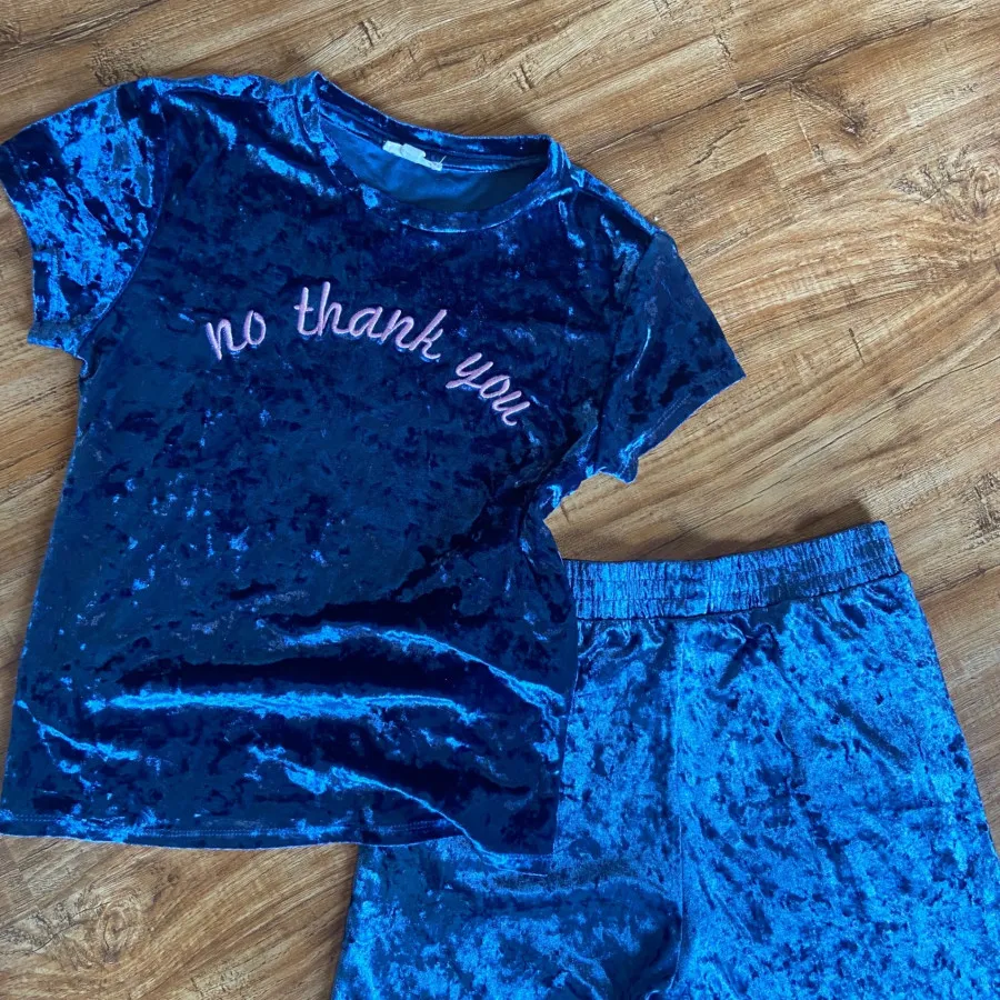 ست دخترانه مخمل