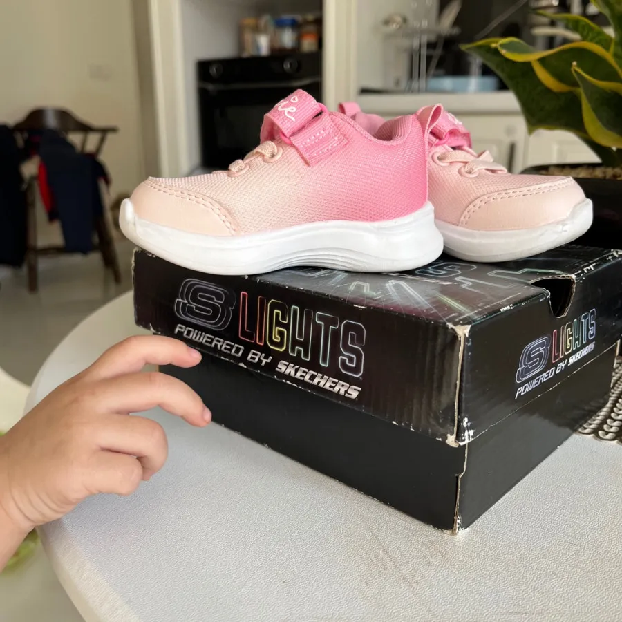 کفش اسپرت دخترانه