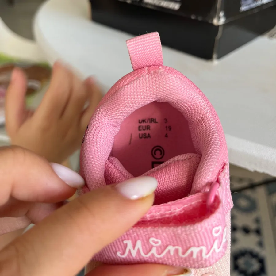 کفش اسپرت دخترانه