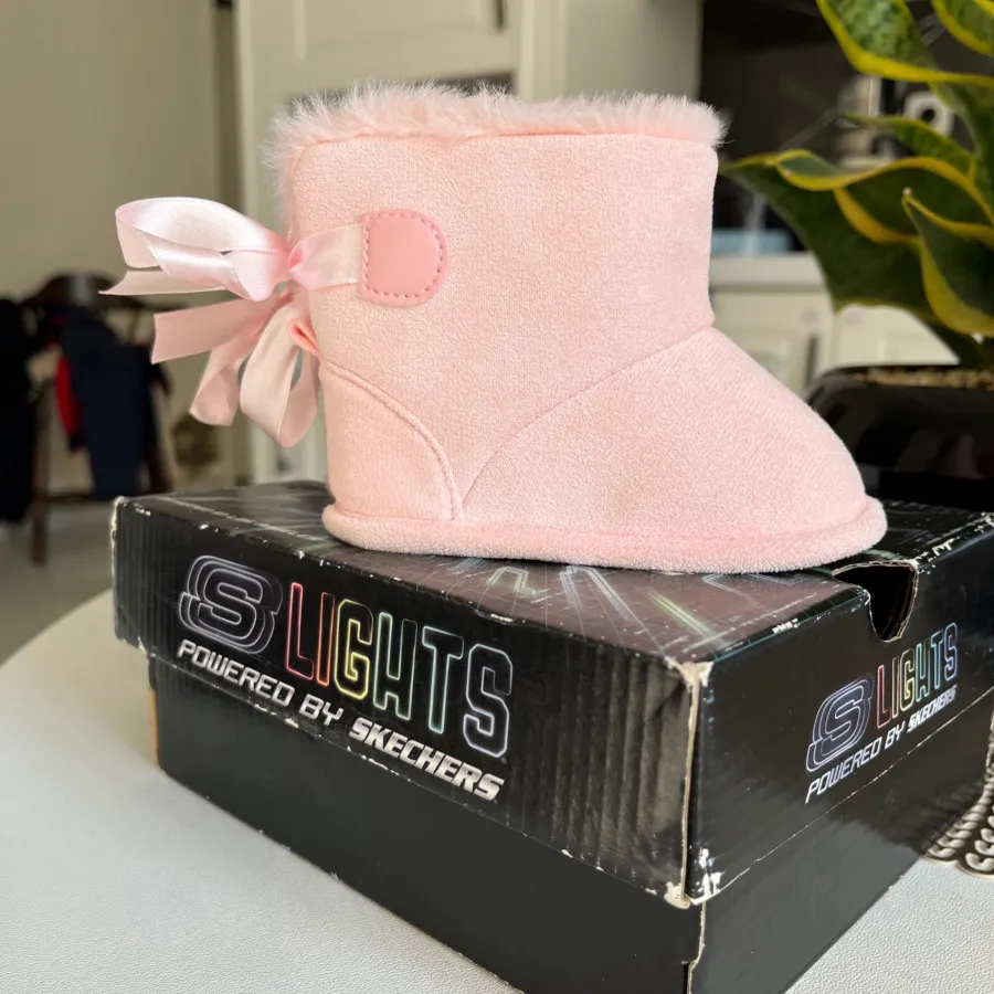 بوت دخترانه