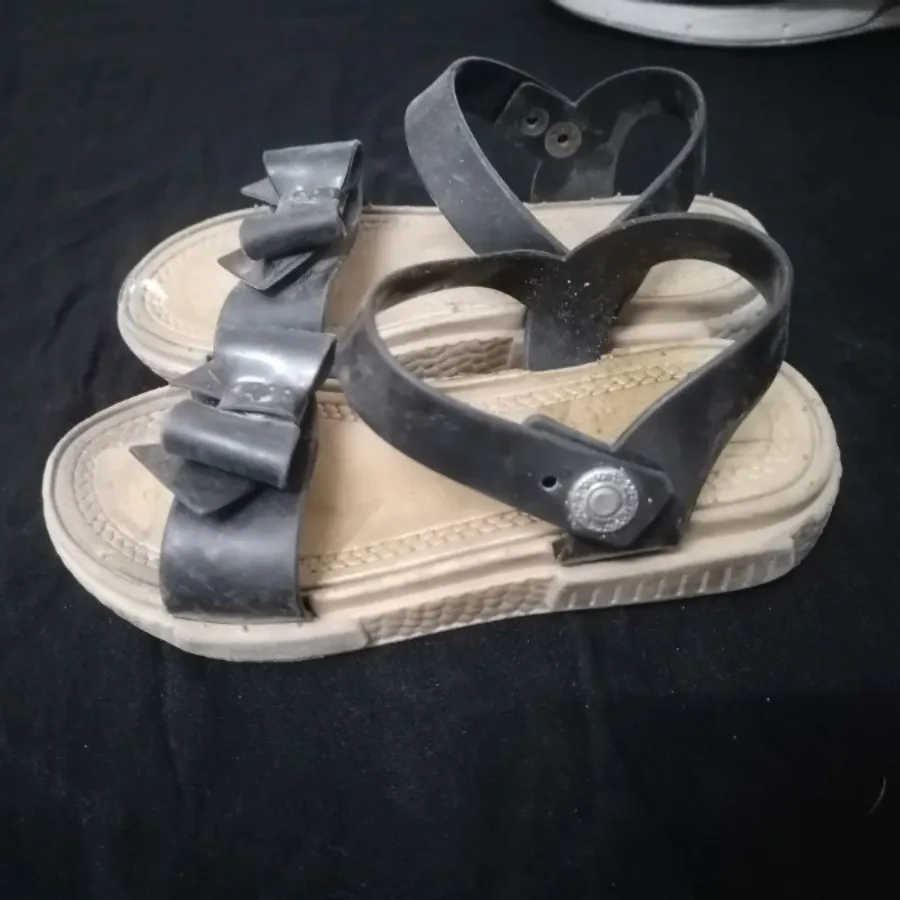 نیم بوت بچگانه